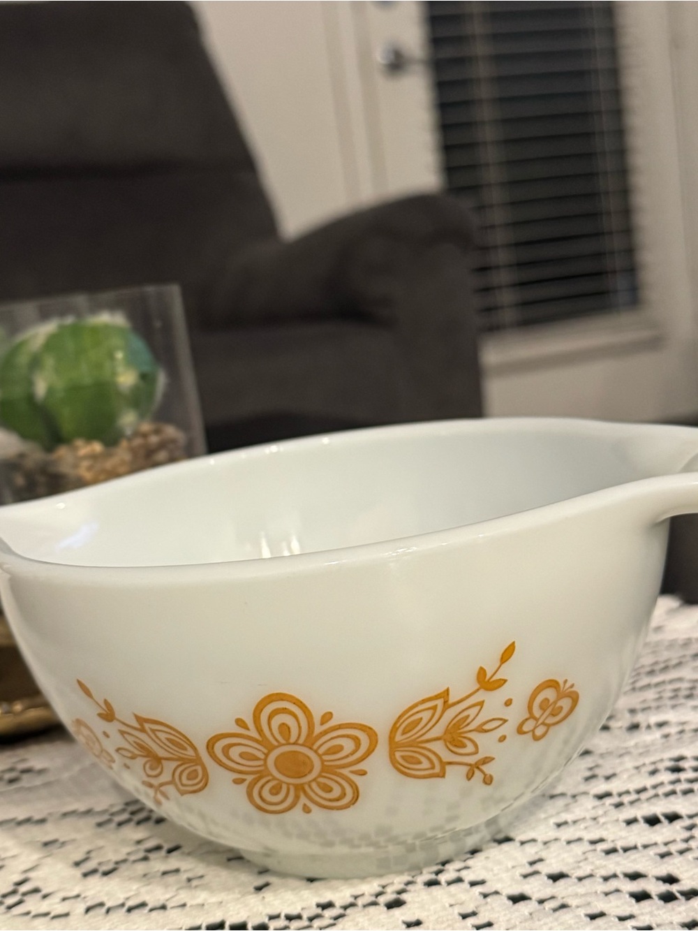 Vintage Pyrex White Serving Bowl Floral Butterfly 🦋Pattern 4411-1/2 Made in USA